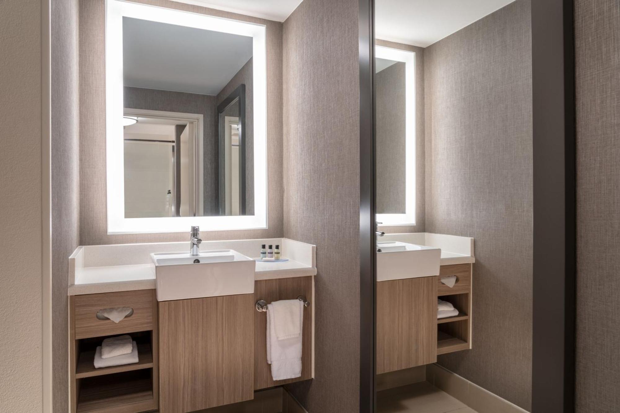 Springhill Suites West Mifflin Esterno foto